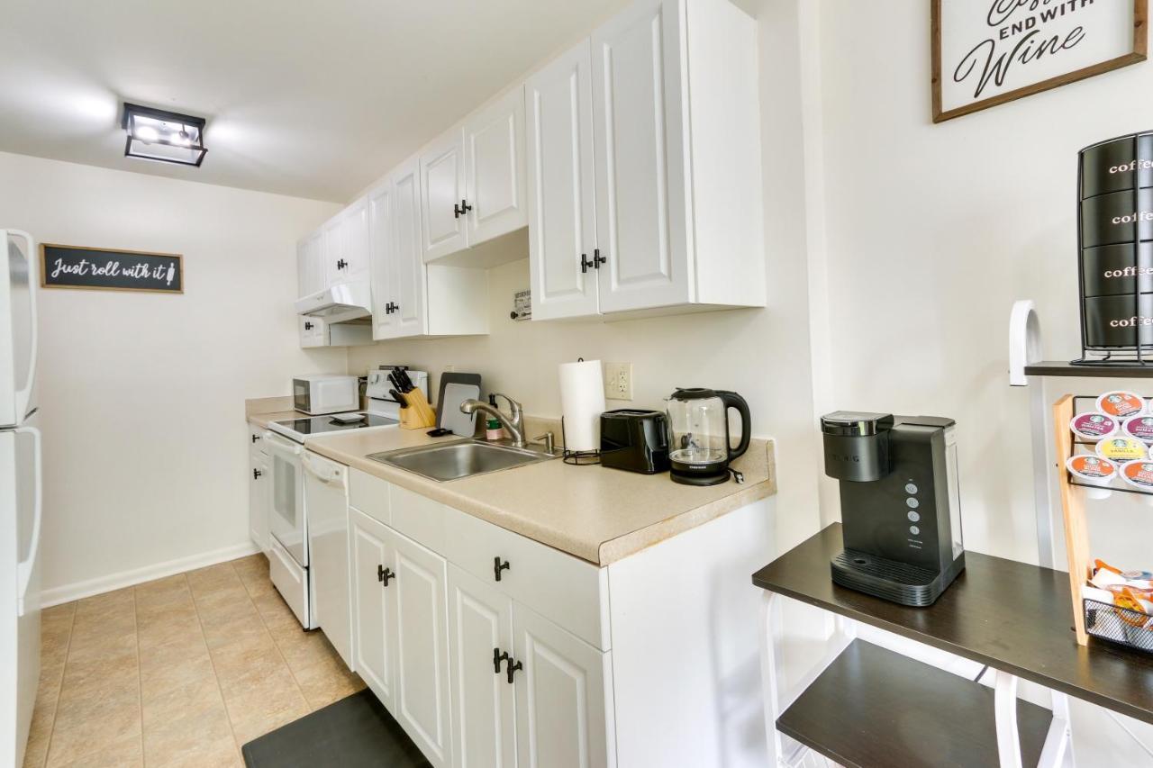 Cozy Laurel Condo With Pool Access About 20 Mi To Dc! 外观 照片